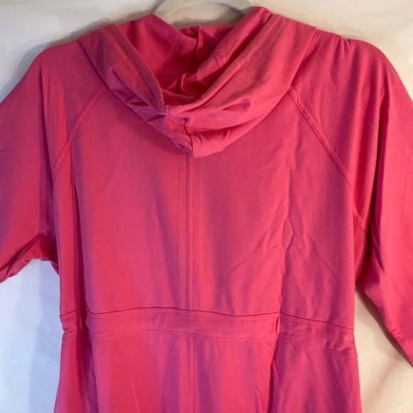 Women's Pink Hooded Robe - Picture 12 of 15